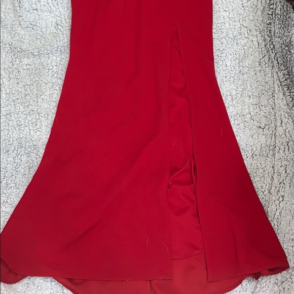 Red Prom dress - Picture 4 of 5